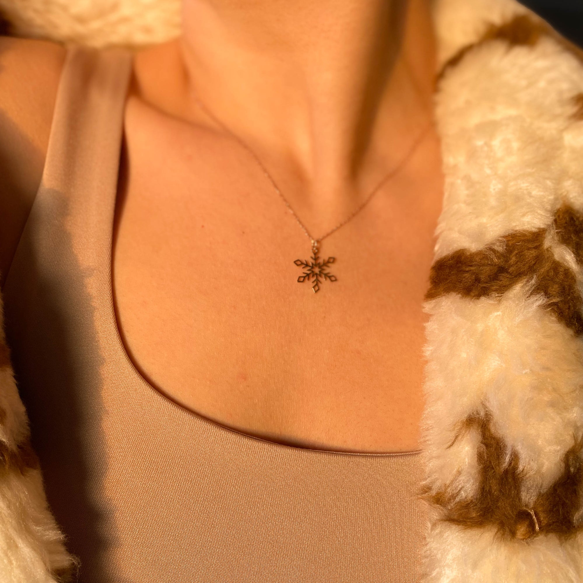 Snow Necklace