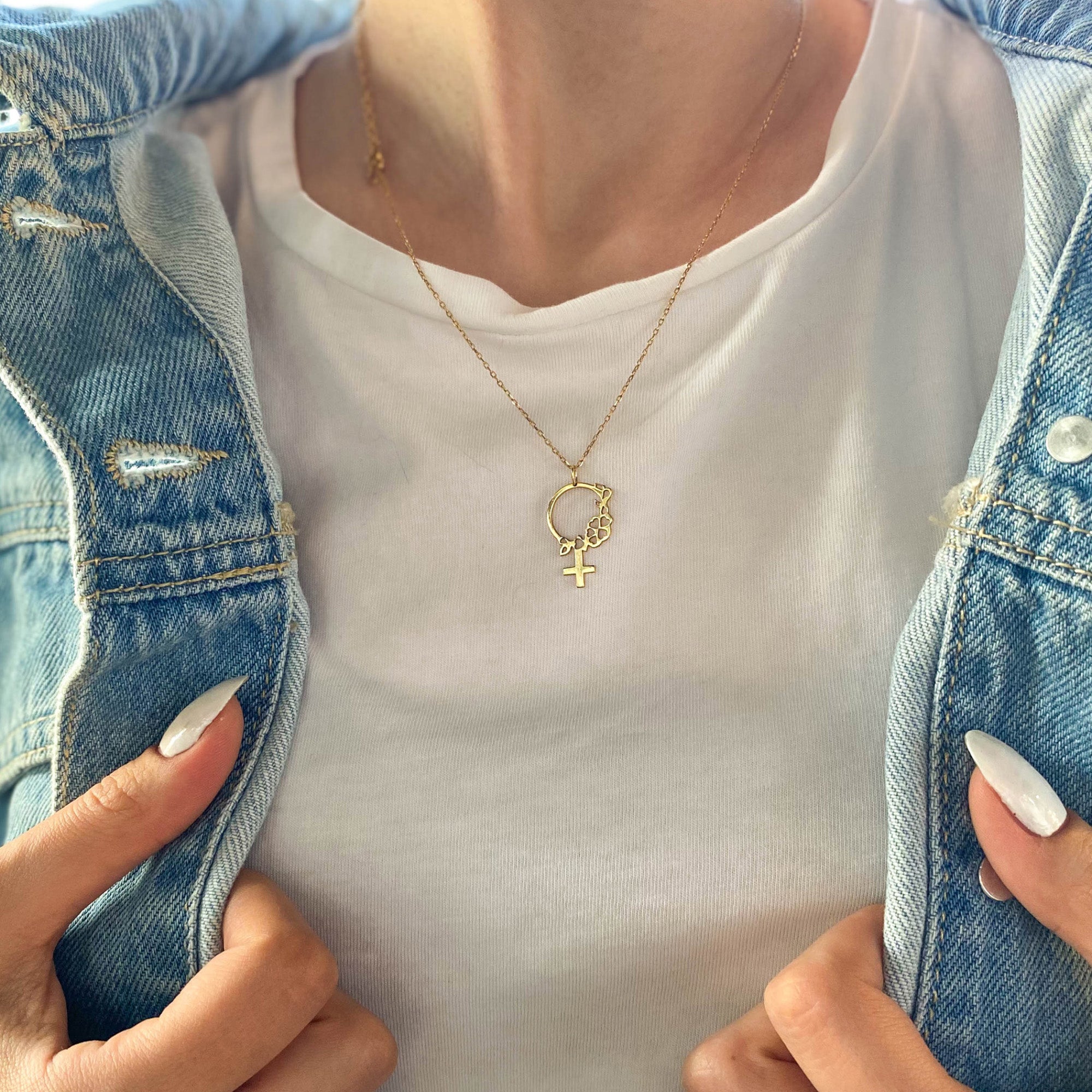 Woman Necklace